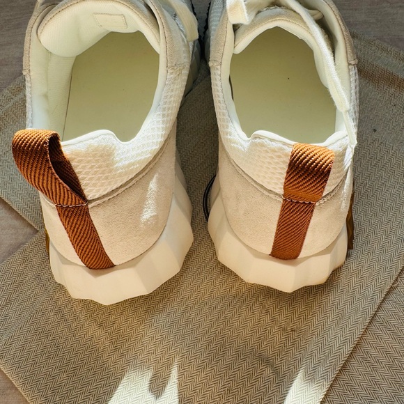 Hermès Bouncing Sneakers White Mesh & Suede EU 45 Excellent Condition - Picture 8 of 8